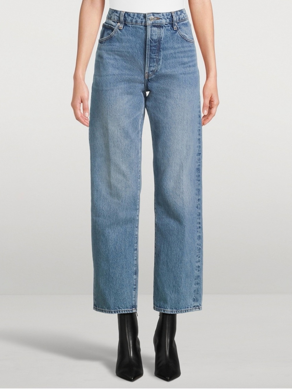 FRAME The Essential Mid Rise Relaxed Straight Jean in Rapture